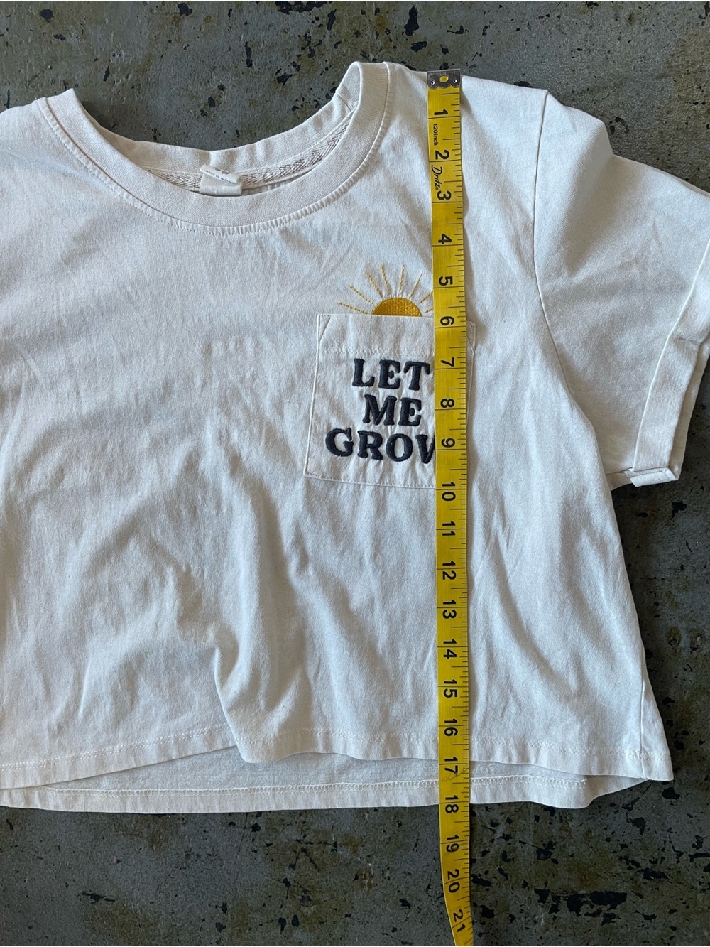 Recycled Threads Cropped Graphic Tee with Embroidered Pocket Design Size Med - Picture 3 of 8